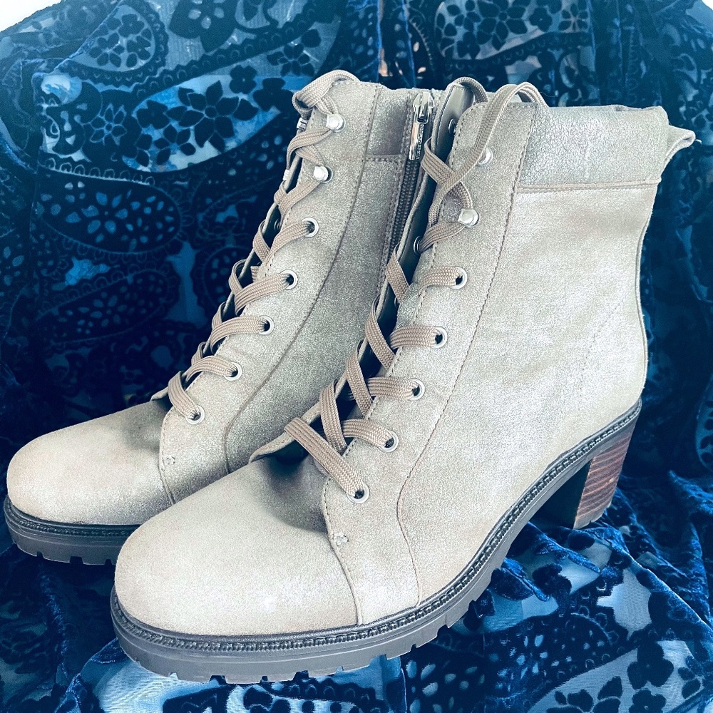 Vince Camuto Leather Lace-Up Ankle Boots Gaviana Silver Chunky Boho Size 12